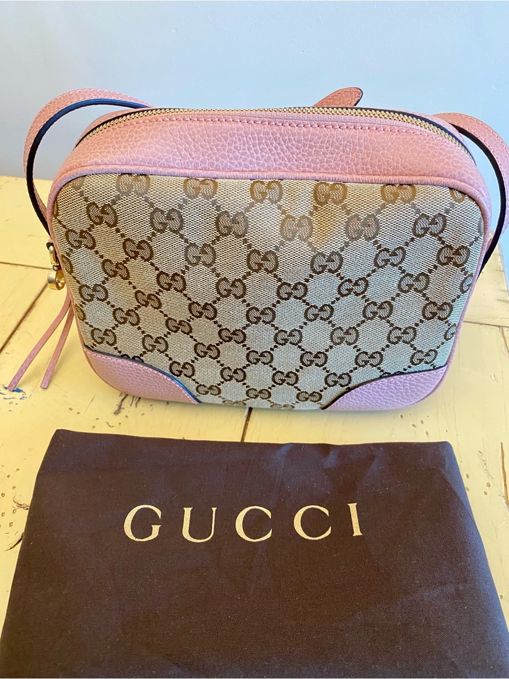 Gucci Beige GG Supreme Crossbody with Pink Leather Trim